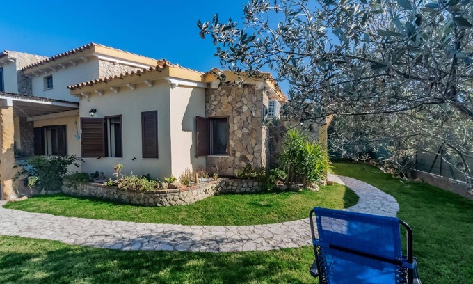 Castiadas House | Holiday house Castiadas for 1 - 7 persons with 4 bedrooms - Twin house