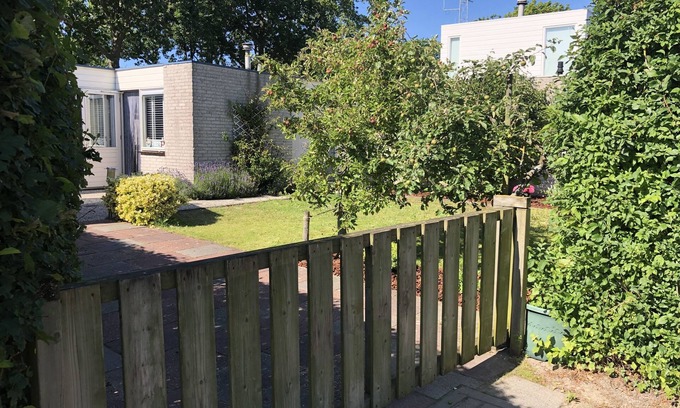 Ouddorp House | Holiday house dune bungalow in holiday park Klepperstee