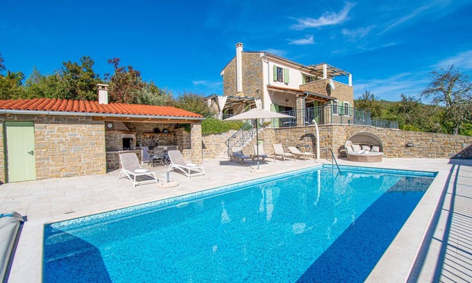 Bartolici House | Holiday house for 10 persons approx. 260 qm in Bartolici, Istria (Interior of Istria)