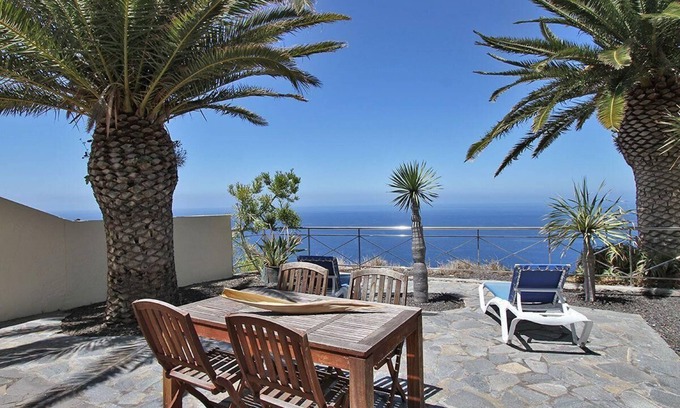 Puerto Naos House | Holiday house Las Manchas for 1 - 4 persons with 2 bedrooms - Holiday house