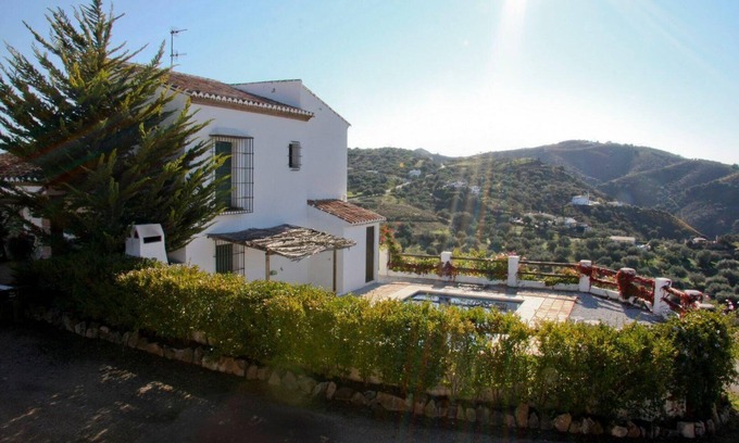 Los Romanes House | Holiday house Los Romanes for 1 - 6 persons with 3 bedrooms - Holiday home