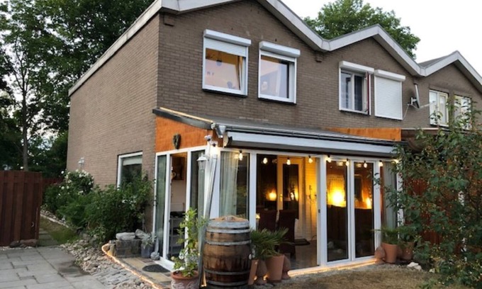 Tegelen House | Holiday house - newly renovated - lovingly furnished with terrace and garden