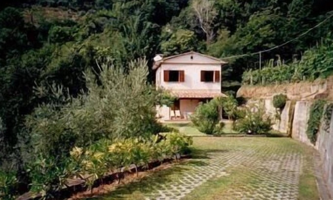 Strettoia House | Holiday house Strettoia for 1 - 7 persons with 3 bedrooms - Holiday home