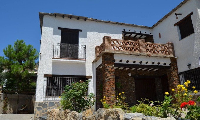 Nechite House | Holiday house Valor for 1 - 12 persons with 4 bedrooms - Holiday home