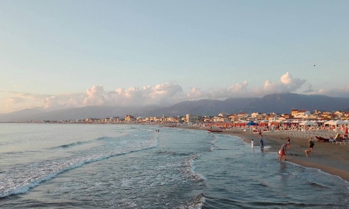 Ex Campo d'Aviazione House | Holiday house Viareggio for 1 - 4 persons with 2 bedrooms - Holiday home