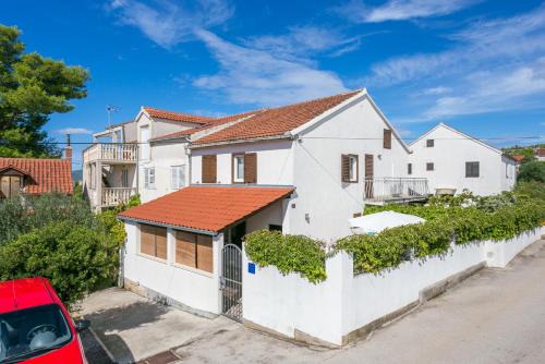 Cove Makarac (Milna) House | Holiday house with a parking space Milna, Brac - 20140