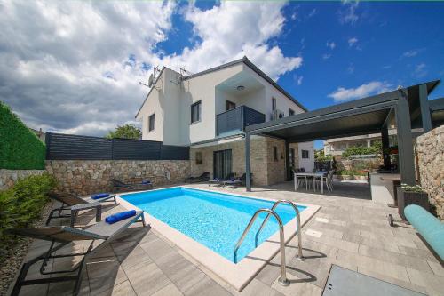 Sveti Anton House | Holiday house ZOROO with private pool