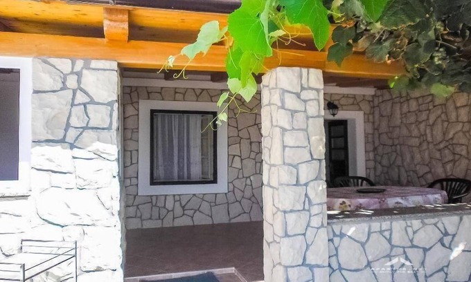Zubovici House | Holiday house Zubovici for 1 - 6 persons with 2 bedrooms - Row house