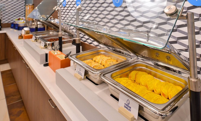 Prospect Heights Hotel | Holiday Inn Express & Suites Prospect Heights by IHG