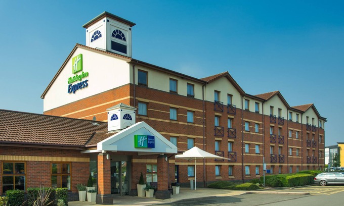 Pride Park Hotel | Holiday Inn Express Derby Pride Park by IHG