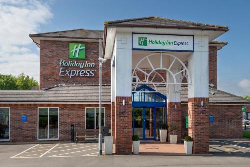 Lichfield Hotel | Holiday Inn Express Lichfield by IHG