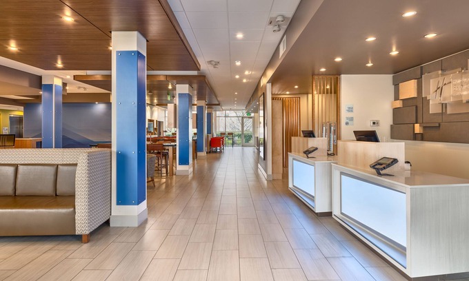 Keizer Hotel | Holiday Inn Express & Suites Salem North - Keizer by IHG