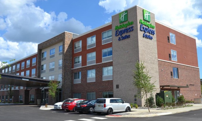 Goodlettsville Hotel | Holiday Inn Express & Suites Goodlettsville N - Nashville by IHG