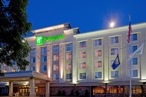Portsmouth Hotel | Holiday Inn Portsmouth by IHG