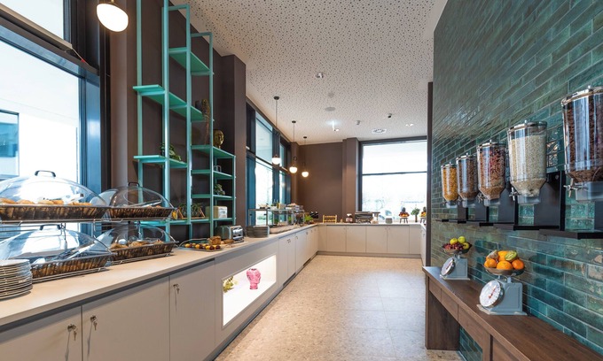 Oststadt Sudlicher Teil Hotel | Holiday Inn - the niu, Wave Karlsruhe Oststadt by IHG