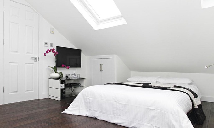 Hammersmith Broadway Apartment | Holiday Lets London - I5