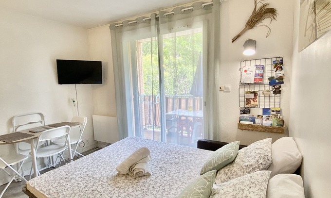 La Madrague Apartment | Holiday studio 300m from the beach CLIM