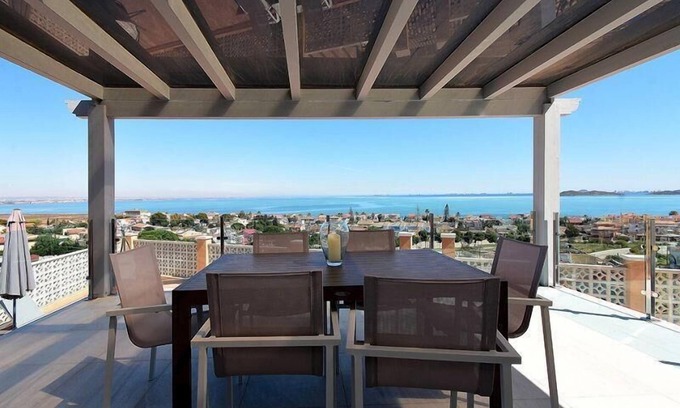 Punta Brava House | Holiday villa "El Carmoli" with a view of the water