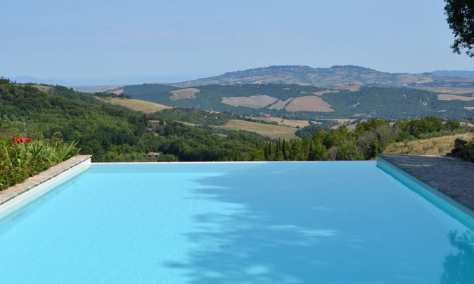 Pomarance Apartment | Holiday, where Tuscany is still authentic. 16th c. Villa, Infinity pool: Leccio