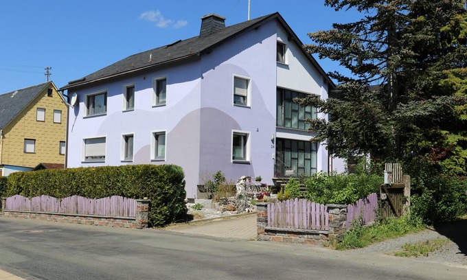 Nordhalben Apartment | HolidayHouse Lila-Welle