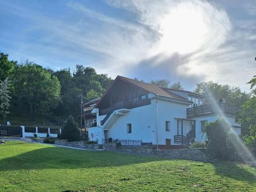 Fertoboz Apartment | Holling apartman