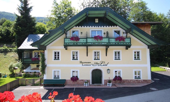 St. Gilgen Hotel | Hollwegers Landhaus - Das Lisl