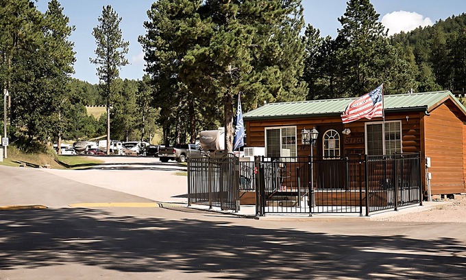 Keystone Cabin | Holy Smoke Resort