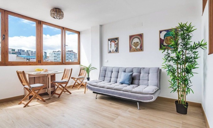 Las Palmas de Gran Canaria Apartment | Home2Book Lovely Seaside Apartment Las Canteras