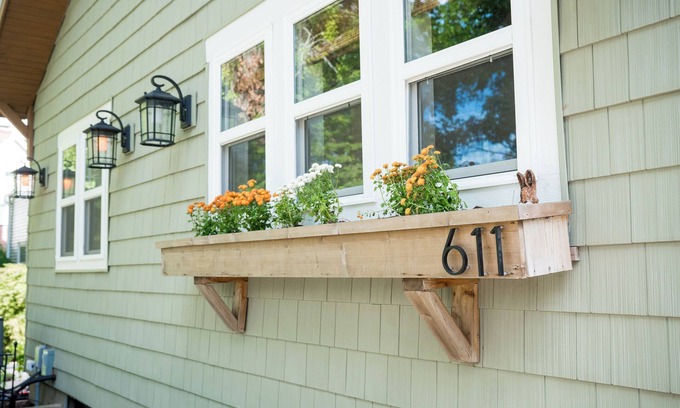 Urbana House | Home 2 blocks from U of I campus! Game Room and Outdoor Area