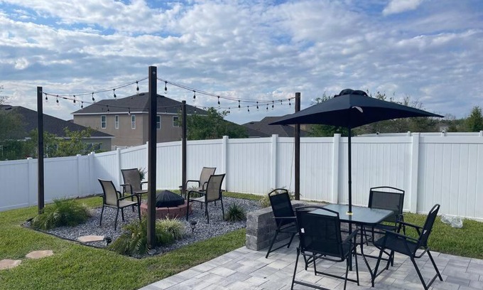 Davenport Apartment | Home away from home 4B/2B + Pool