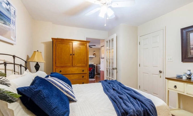 East Cobb Apartment | HOME AWAY FROM HOME MINUTES TO ATLANTA and SPECIAL EVENTS