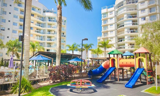 Penha Apartment | Home Club encantador. Beto Carrero