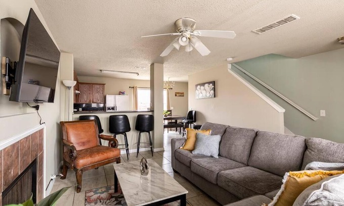 Dallas House | Home In Dallas