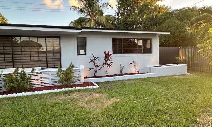Miami Gardens House | Home in Miami Gardens