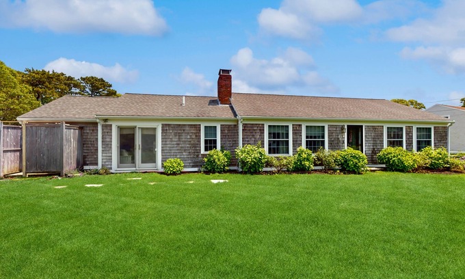 South Chatham House | Home near beach & tennis/basketball court with firepit, grill, & patio