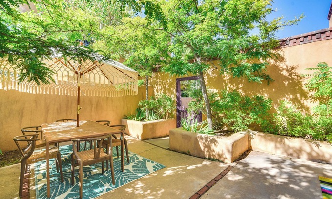 South Capitol Cottage | Home Near Santa Fe Plaza w/Patio!