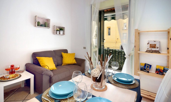Naples City Centre House | HOME SWEET HOME cathedral historic center