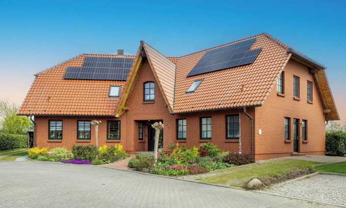 Kaltenhof House | Home with sauna and whirlpool close to the beach