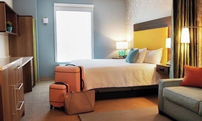 Stevens Point Hotel | Home2 Suites By Hilton Stevens Point