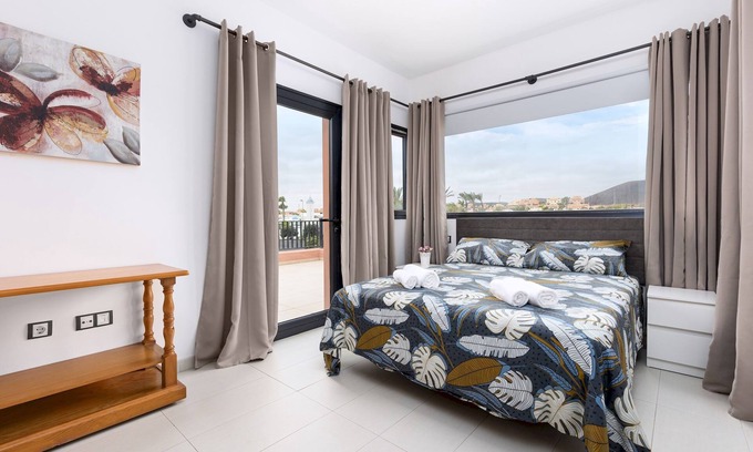 Geafond Ski Chalet | Home2Book Chill & BBQ Hideaway in Corralejo