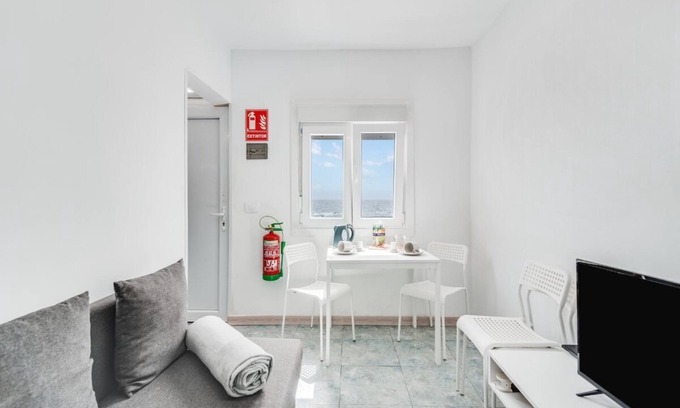 Pozo Izquierda Apartment | Home2Book Stunning BeachFront Apt, Pozo Izquierdo