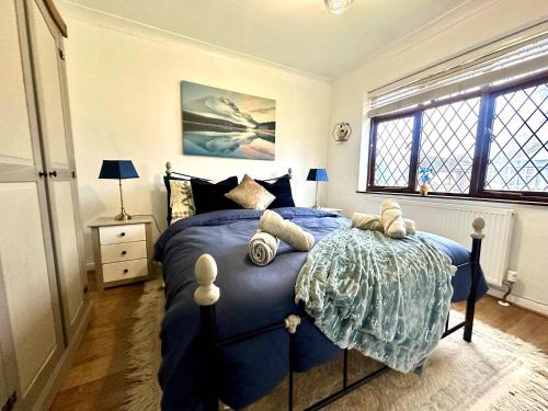 Bray on Thames House | Homely 3-Bed Bungalow near Windsor & Slough