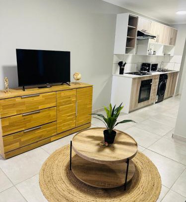 Kempton Park Apartment | Homely Stay 3