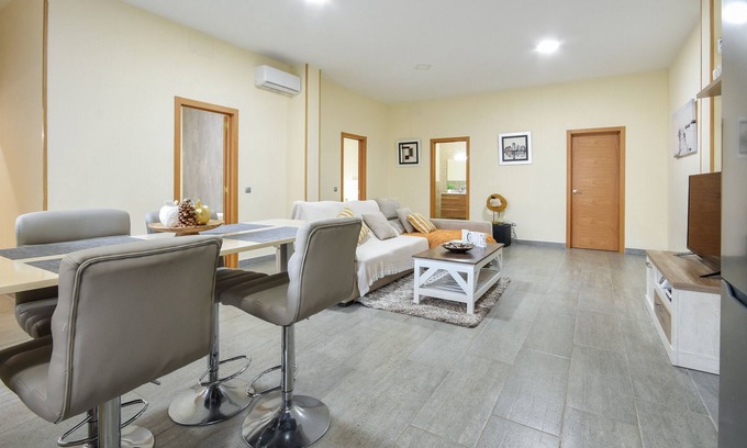 Castillo del Romeral House | Homerez - 50 m away from the beach! House for 4 ppl. at Castillo del Romeral