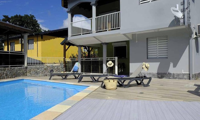 Lamentin Apartment | Homerez - 80 sqm apartment in Lamentin with pool