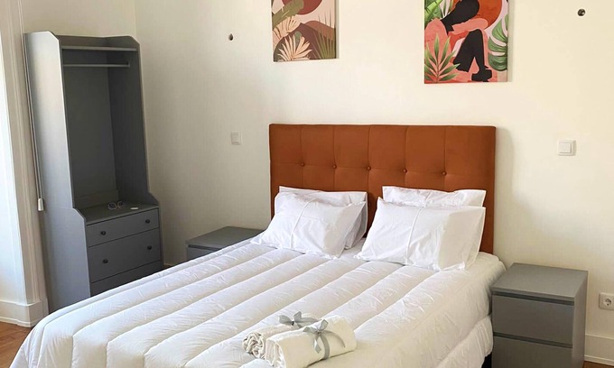 Penha de Franca Apartment | Homerez - Amazing appartement for 9 ppl. with balcony at Lisboa