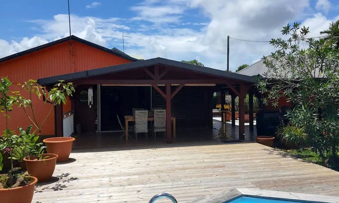 Sainte-Rose Villa | Homerez - Amazing villa 1 km away from the beach for 8 ppl. with swimming-pool