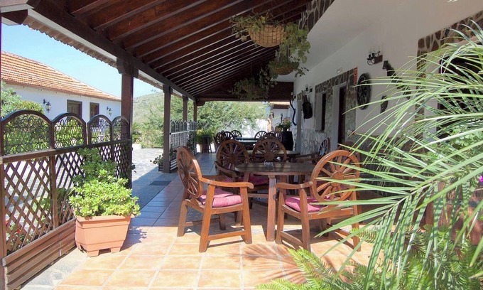 Los Silos Apartment | Homerez - Apartment in Los Silos with terrace