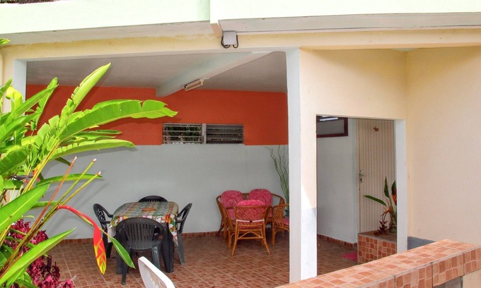 Port-Louis Apartment | Homerez - Apartment in Port-Louis