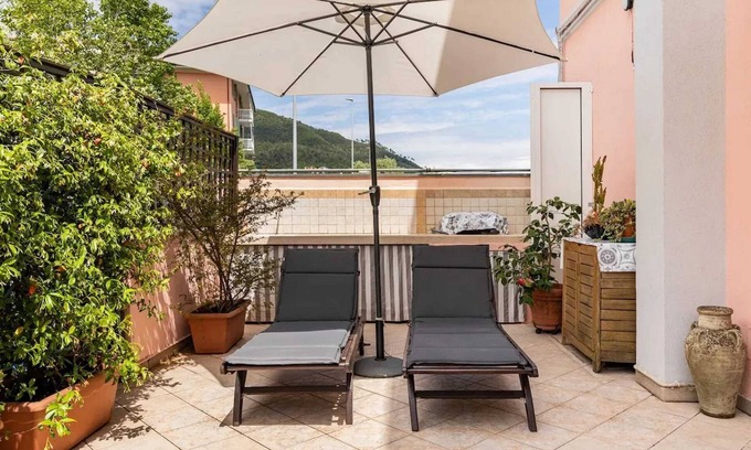 La Spezia Apartment | Homerez - Apartment in La Spezia